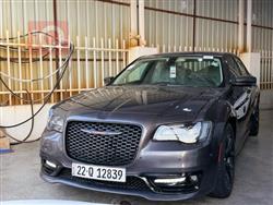 کرایسلەر 300